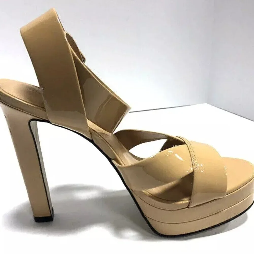 Massimo Matteo Women’s Henrika Nude Pump Heels, Size 8.5M
